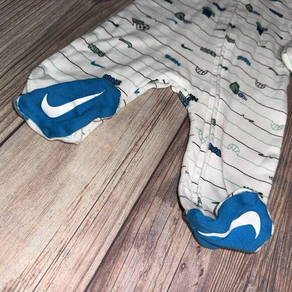 Nike Footie Coverall Bodysuit Zipper Long Sleeve, 3 Months - Picture 2 of 5
